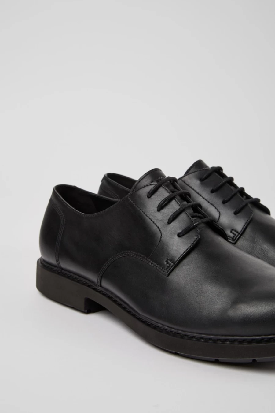 Camper Men's Neuman Casual Shoes - Comfortable & Stylish Footwear for Everyday Wear