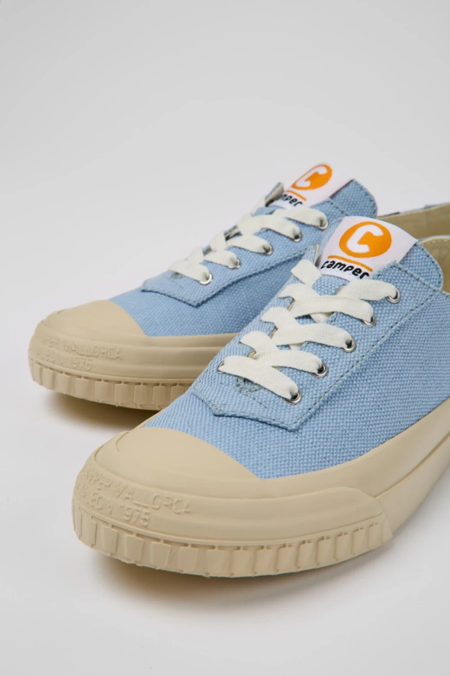 Camper Women's Camaleon Sneakers - Stylish & Comfortable Footwear for Everyday Wear