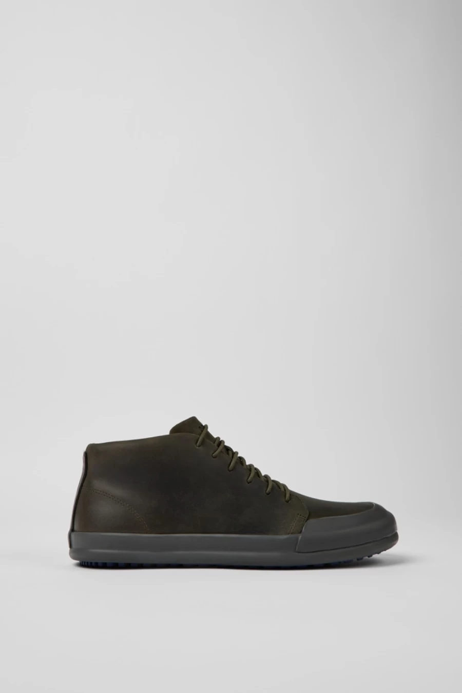 Camper Men's Chassis - Durable & Stylish Men's Footwear for Everyday Comfort