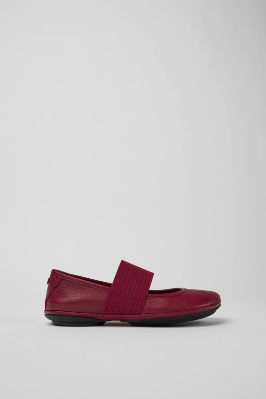 Camper Women's Right Shoes – Stylish & Comfortable Footwear for Everyday Wear